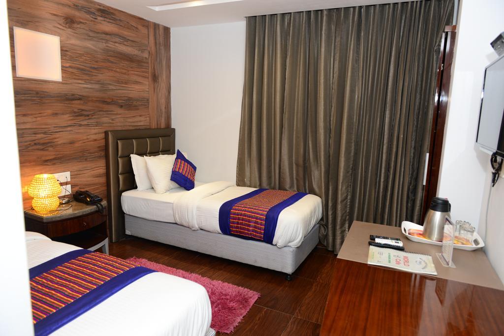 Hotel Cabana @ Pahar Ganj New Delhi Exterior photo