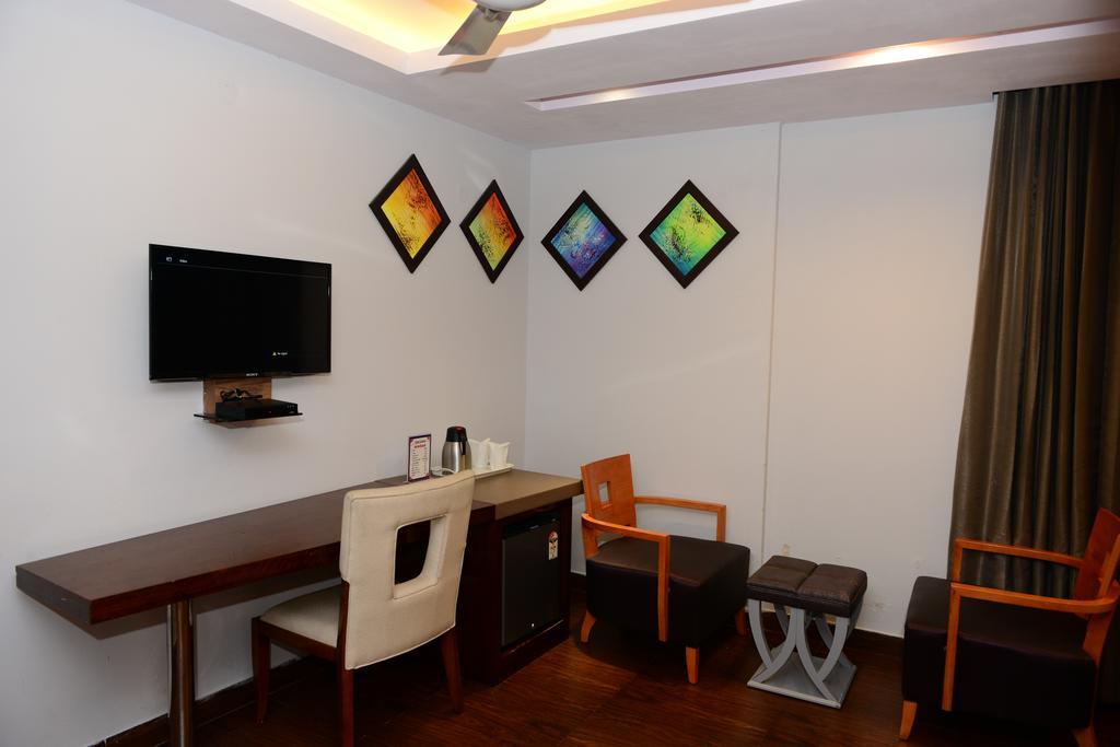 Hotel Cabana @ Pahar Ganj New Delhi Exterior photo