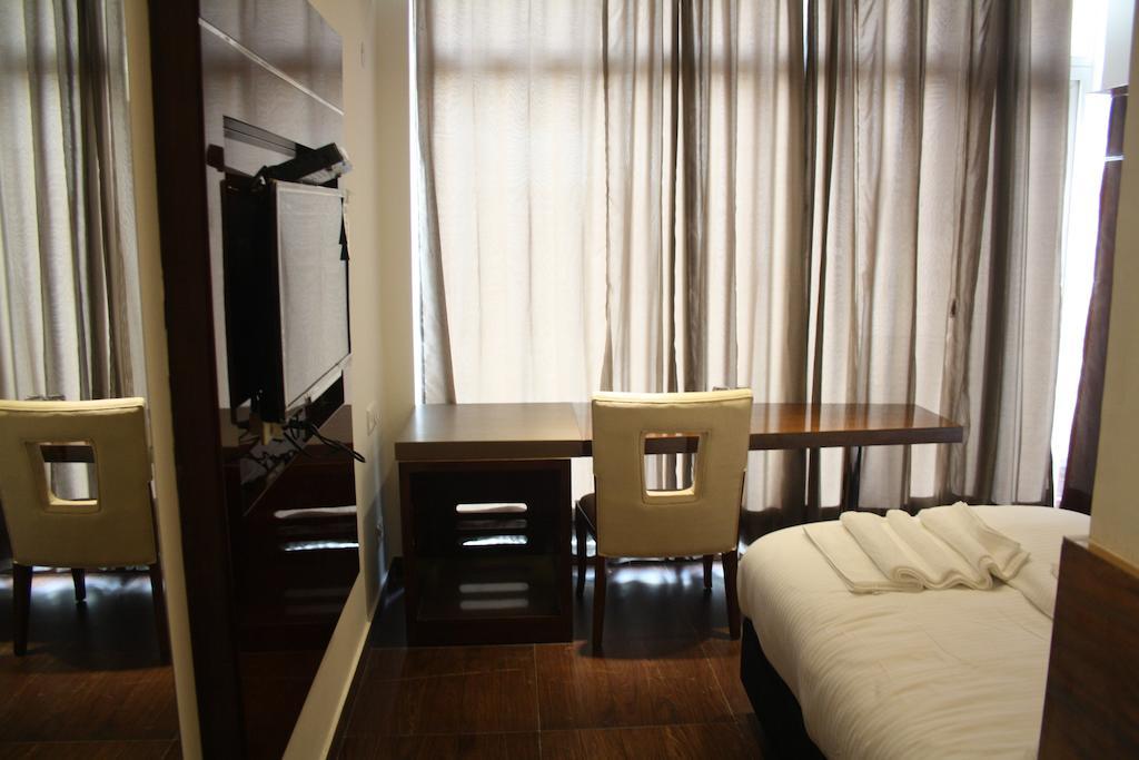 Hotel Cabana @ Pahar Ganj New Delhi Room photo
